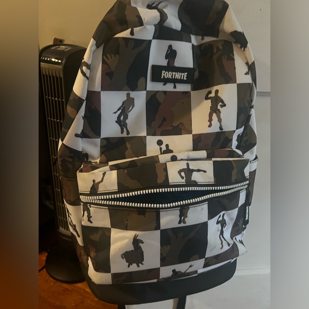 Fortnite backpack